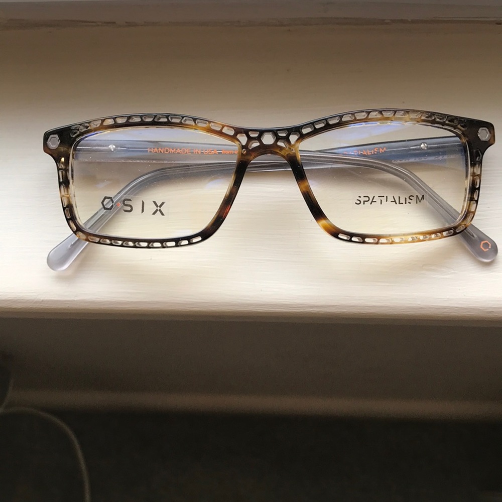Eyeglass frames